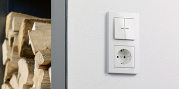 JUNG KNX Taster F 10 bei Elektro Jung GmbH in Großkrotzenburg