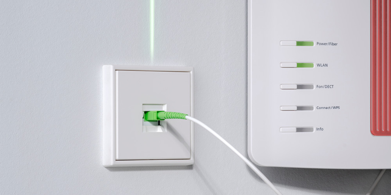 Die neuen Glasfaser-Anschlussdosen bei Elektro Jung GmbH in Großkrotzenburg